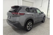 $21997 : Nissan Rogue 2023 SV 4dr Cro thumbnail
