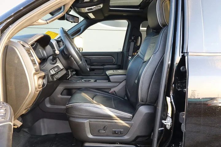 $73988 : 2024 2500 Rebel 4x4 Crew Cab image 7