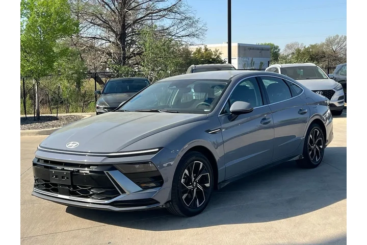 $22759 : Hyundai SONATA 2025 SEL 4dr image 6