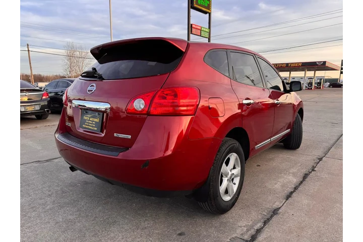 $5999 : 2012 Rogue S FWD Krom Edition image 7