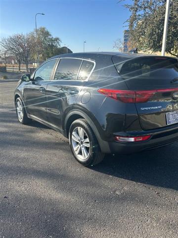 $8995 : 2017 Sportage LX image 7