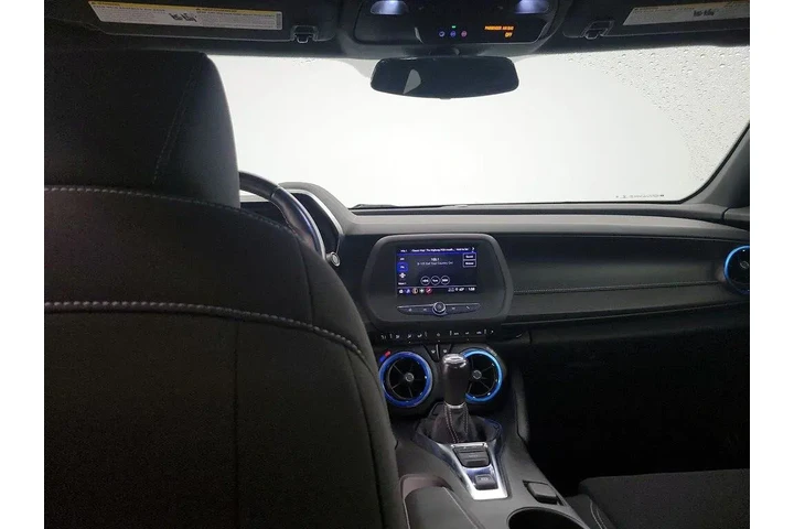 $26998 : Chevrolet Camaro 2021 LT 2dr image 9