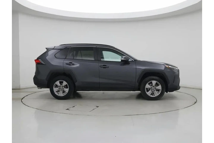 $31998 : Toyota RAV4 2024 AWD XLE 4dr image 7