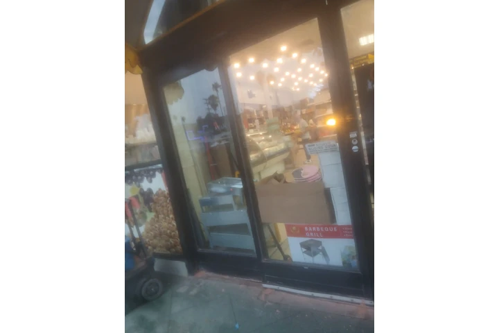 $1 : Limpieza de graffitis image 2