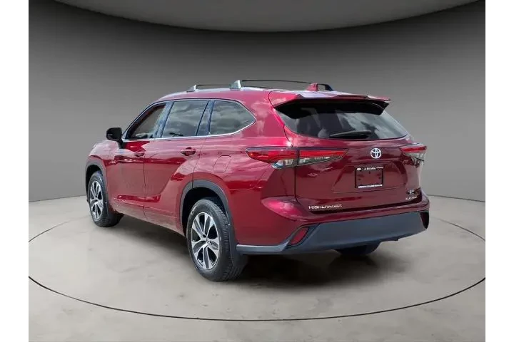 $28000 : Toyota Highlander 2020 AWD X image 3