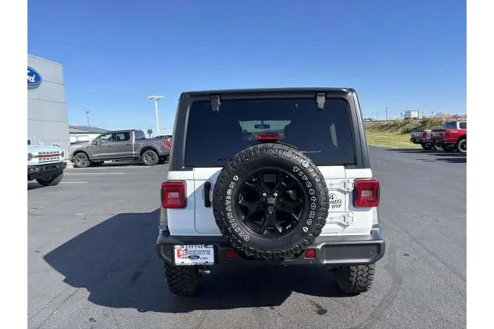 $28600 : Jeep Wrangler Unlimited 2021 image 8