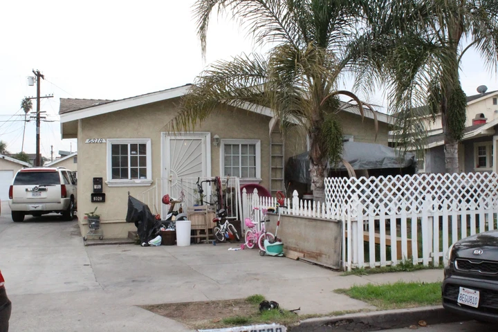 $2000 : Casa Pequeña de Renta en LA image 1