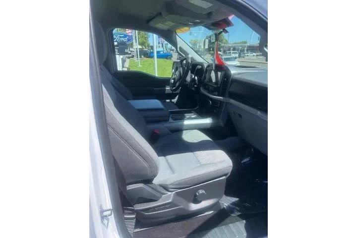 $33988 : Ford F-150 2021 4x4 XL 4dr S image 8
