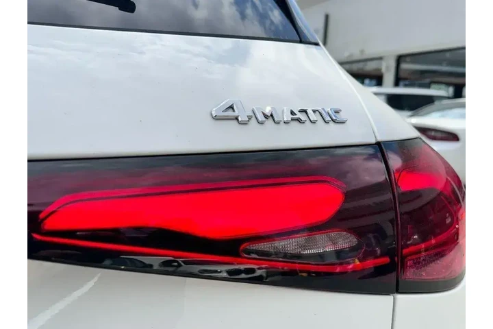 $38795 : Mercedes-Benz GLC 2023 AWD G image 9