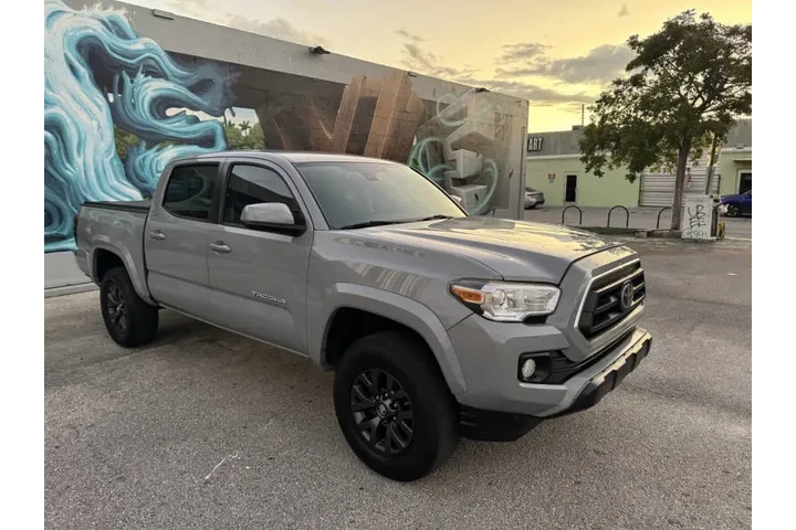 $24495 : 2020 Tacoma SR5 V6 image 5