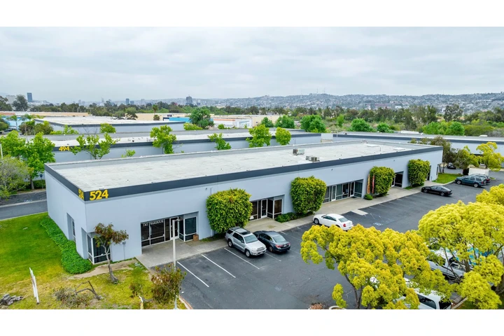 $2400 : BODEGA PARA TI SAN YSIDRO, CA image 2