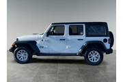 $33613 : Jeep Wrangler 2023 thumbnail