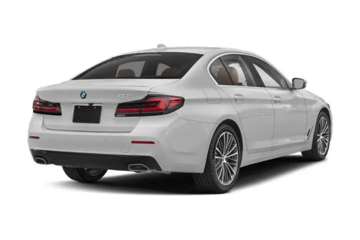 $37943 : BMW 5 Series 2023 AWD 530i x image 3
