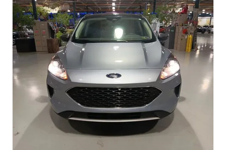 $20000 : Ford Escape 2022 AWD SE 4dr image 3