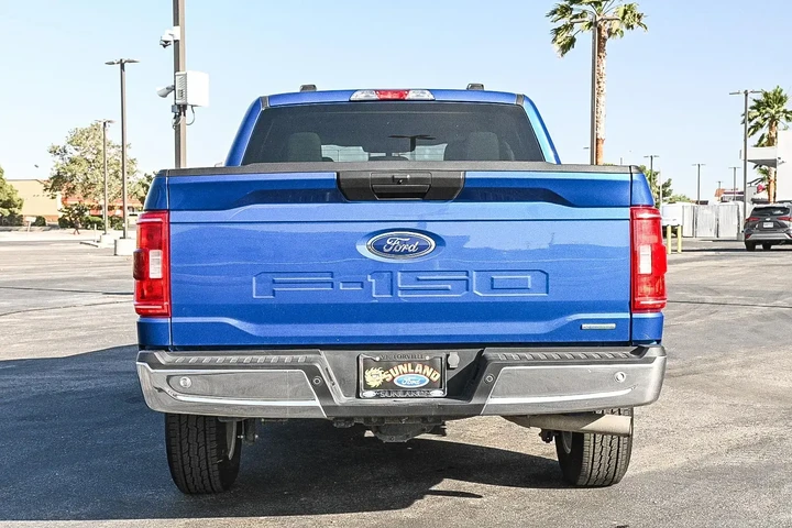 Ford F-150 2023 4x2 XLT 4dr image 6
