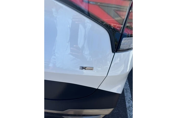 $31900 : Kia Sportage Plug-In Hybrid image 9