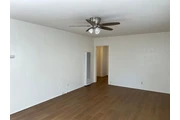 $900 : Belmont Heights bungalow! thumbnail