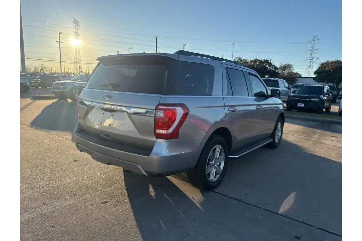 $28641 : Ford Expedition 2021 4x2 XLT image 6