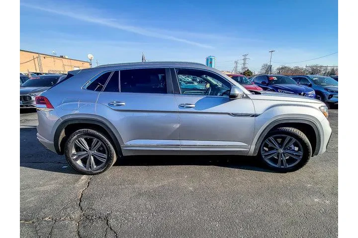 $27870 : Volkswagen Atlas Cross Sport image 9