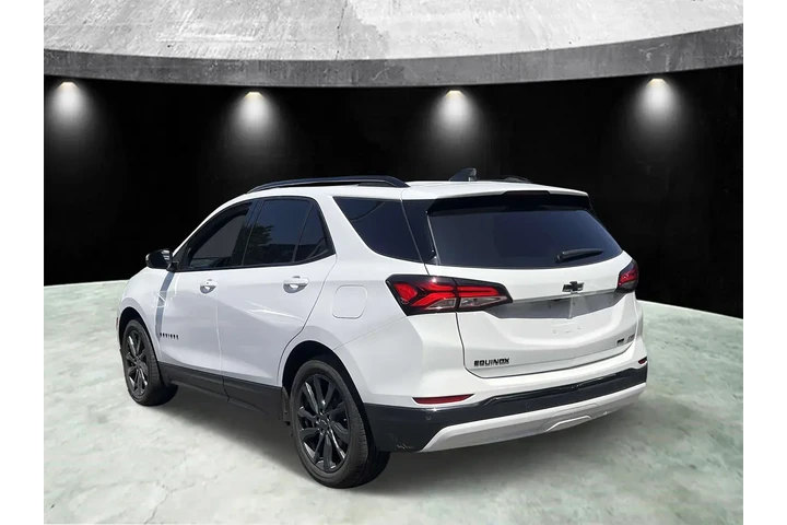$19985 : Chevrolet Equinox 2023 4x4 R image 4