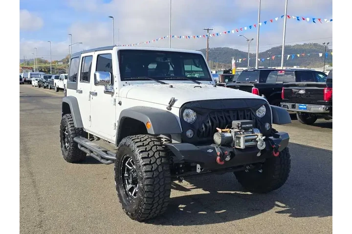 $28990 : Jeep Wrangler JK Unlimited 2 image 7
