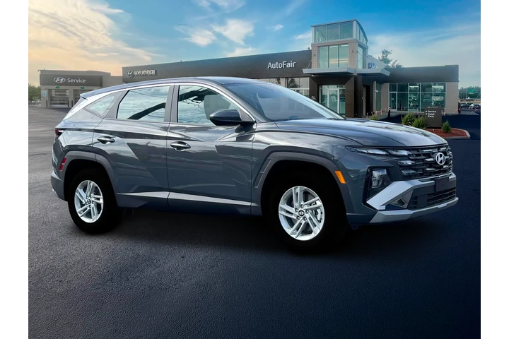 $27700 : Hyundai TUCSON 2025 AWD SE 4 image 7