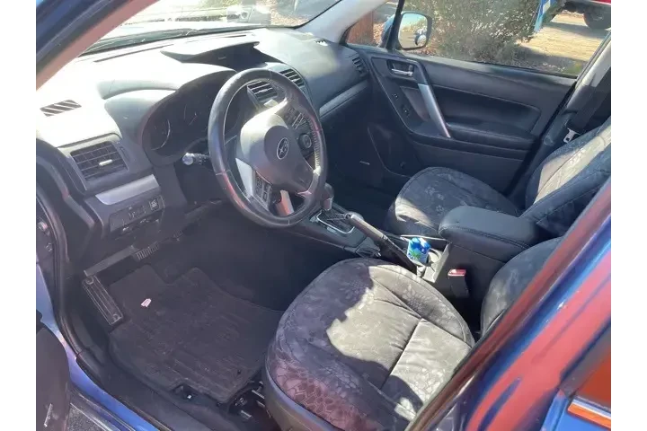 $11998 : Subaru Forester 2015 AWD 2.0 image 6