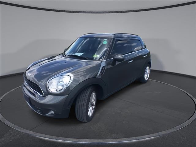 $9400 : PRE-OWNED 2014 COOPER COUNTRY image 4