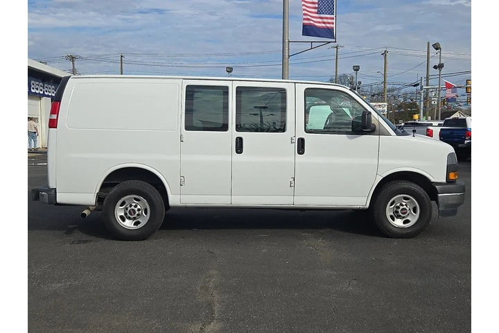 $23900 : 2020 GMC Savana G2500 Cargo image 7