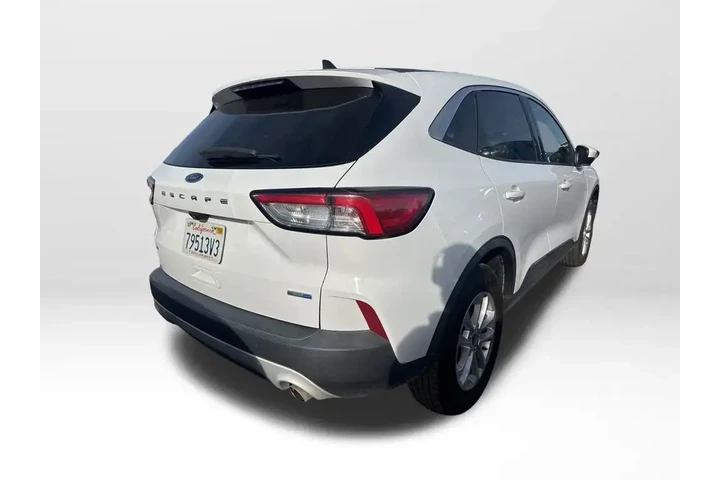 $17004 : Ford Escape 2020 AWD SE 4dr image 5