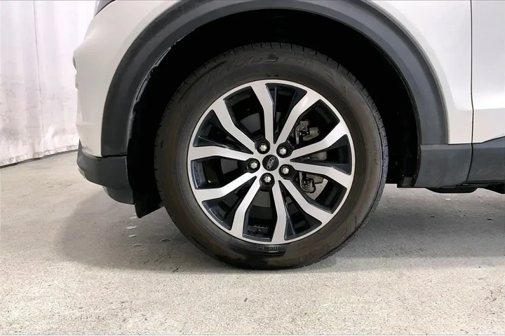 $27111 : Ford Explorer 2022 ST-Line 4 image 6