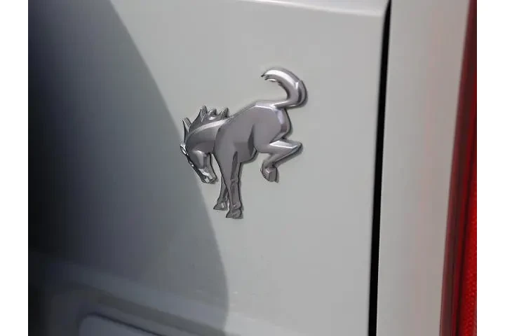 $34194 : Ford Bronco 2023 4x4 Black D image 10