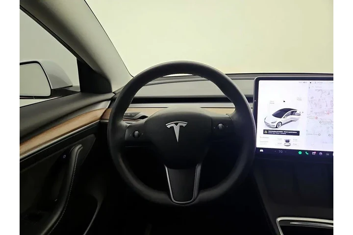 $23998 : Tesla Model 3 2022 4dr Sedan image 10