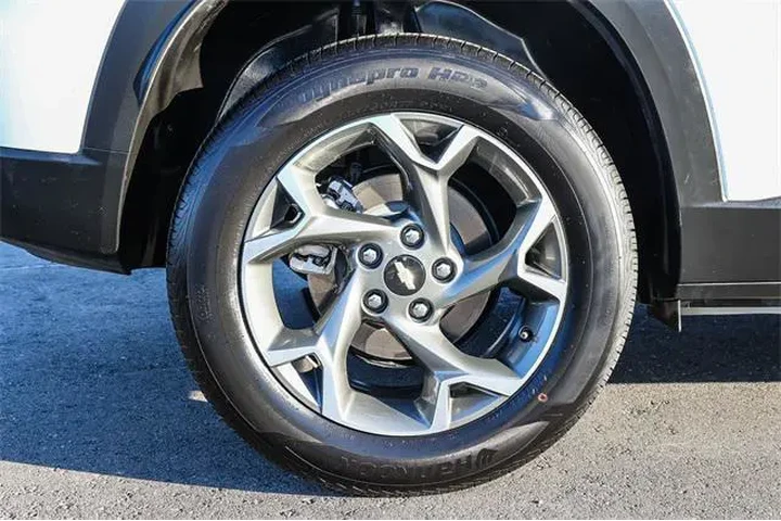 $19498 : Chevrolet Trax 2025 LT 4dr C image 8