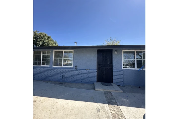 $2700 : Victorville image 1