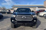 $27888 : 2016 TOYOTA TACOMA CREW CAB thumbnail