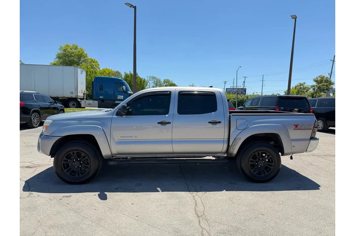 $14980 : 2015 Tacoma Double Cab AT Pre image 5