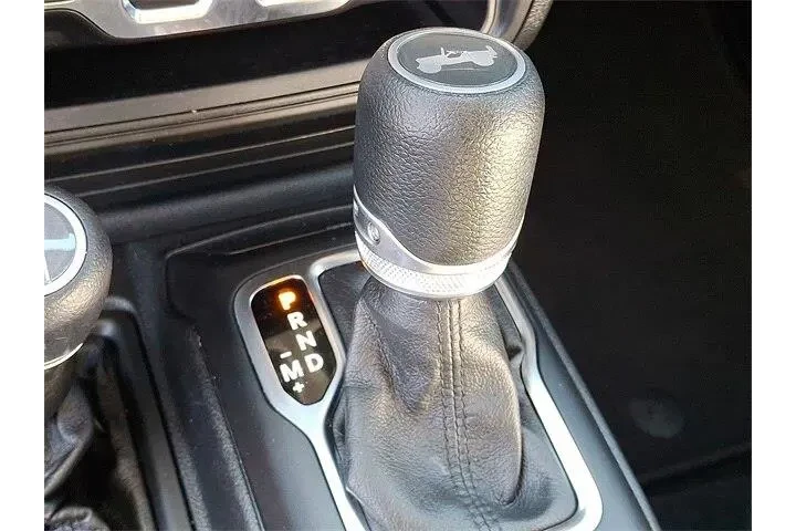 $26505 : Jeep Wrangler 2021 4x4 Sport image 10