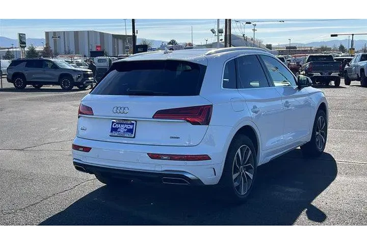 $31984 : Audi Q5 2022 AWD quattro S l image 5