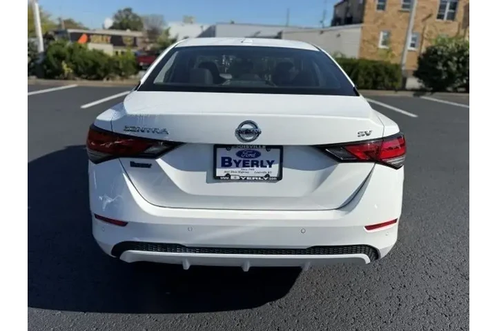 $17331 : Nissan Sentra 2023 SV 4dr Se image 5