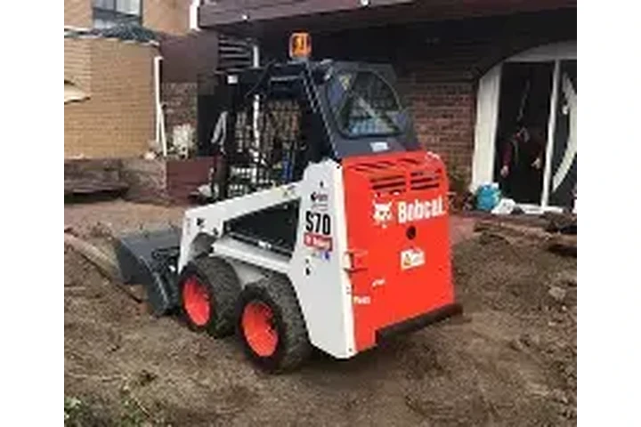 Bobcat Operator - Recycling image 1