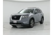 $31998 : Nissan Pathfinder 2022 AWD P thumbnail