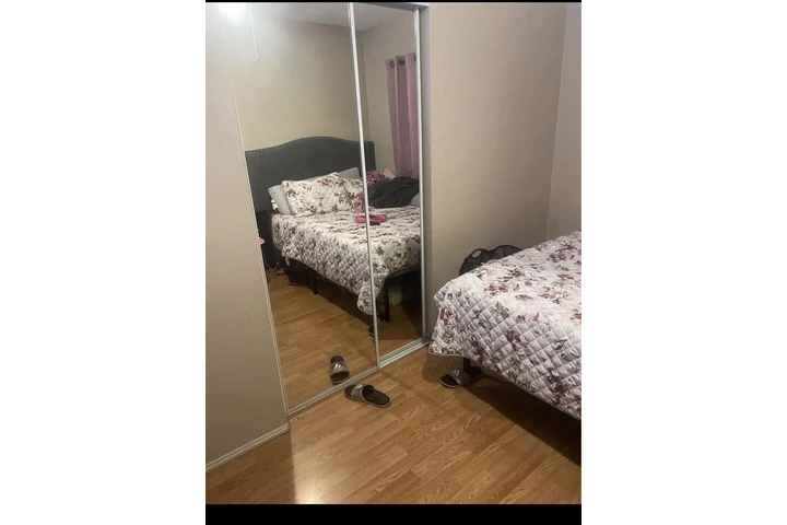 $900 : Cuarto image 1