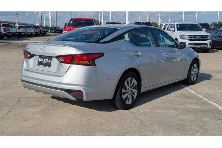 $18500 : Nissan Altima 2024 2.5 S 4dr image 3