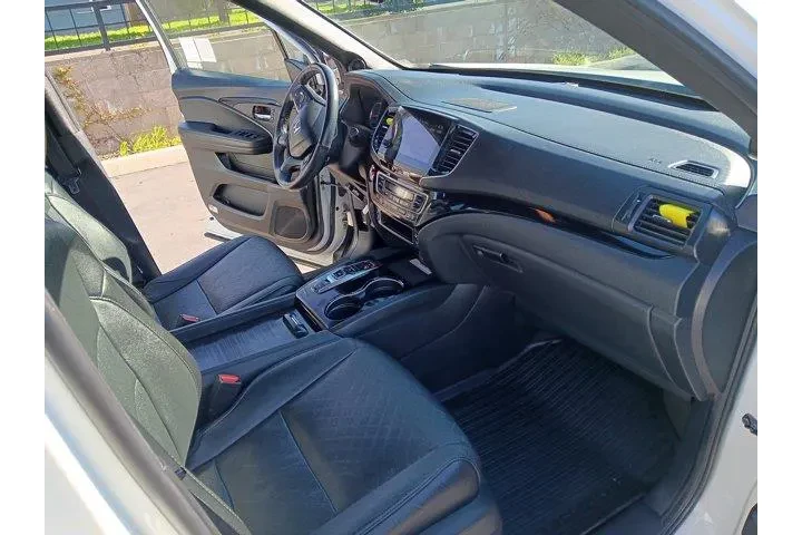 $26995 : Honda Passport 2021 AWD Elit image 9