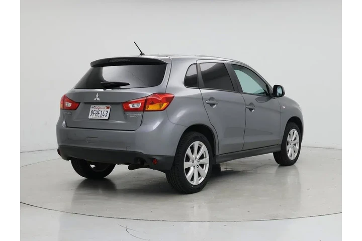 $13998 : Mitsubishi Outlander Sport 2 image 8