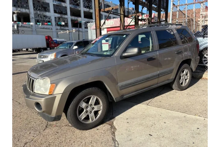 $4850 : 2005 Grand Cherokee image 4