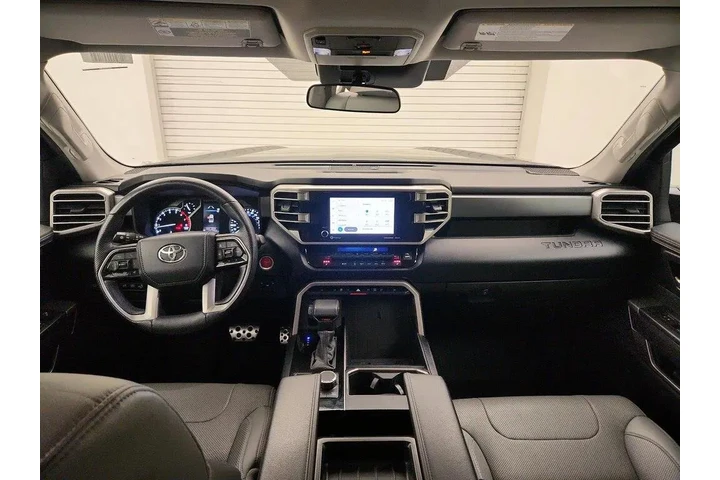 $39998 : Toyota Tundra 2022 4x4 SR5 4 image 9