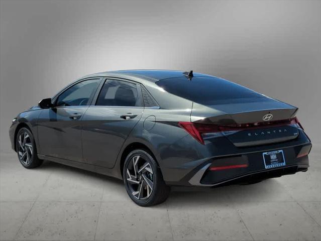 $29660 : New 2024 Hyundai ELANTRA HYBR image 3