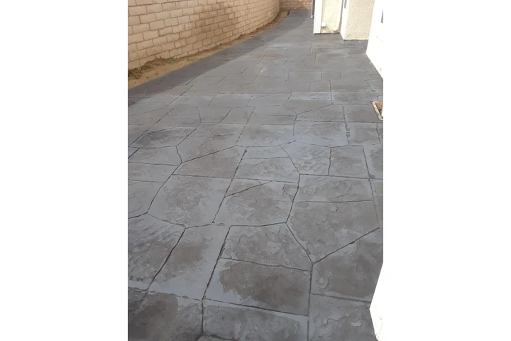 CONCRETE WORK/DRIVEWAYS image 2